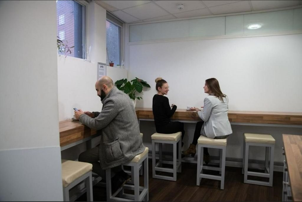 Property photo 2 of 6