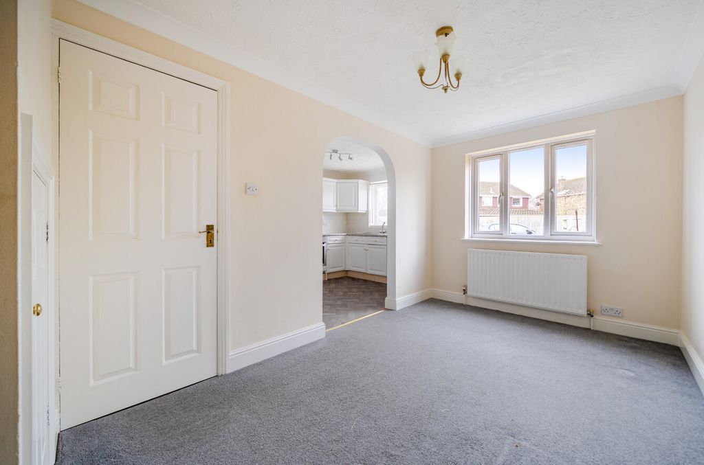 Property photo 3 of 10 1418828-1-699c803...