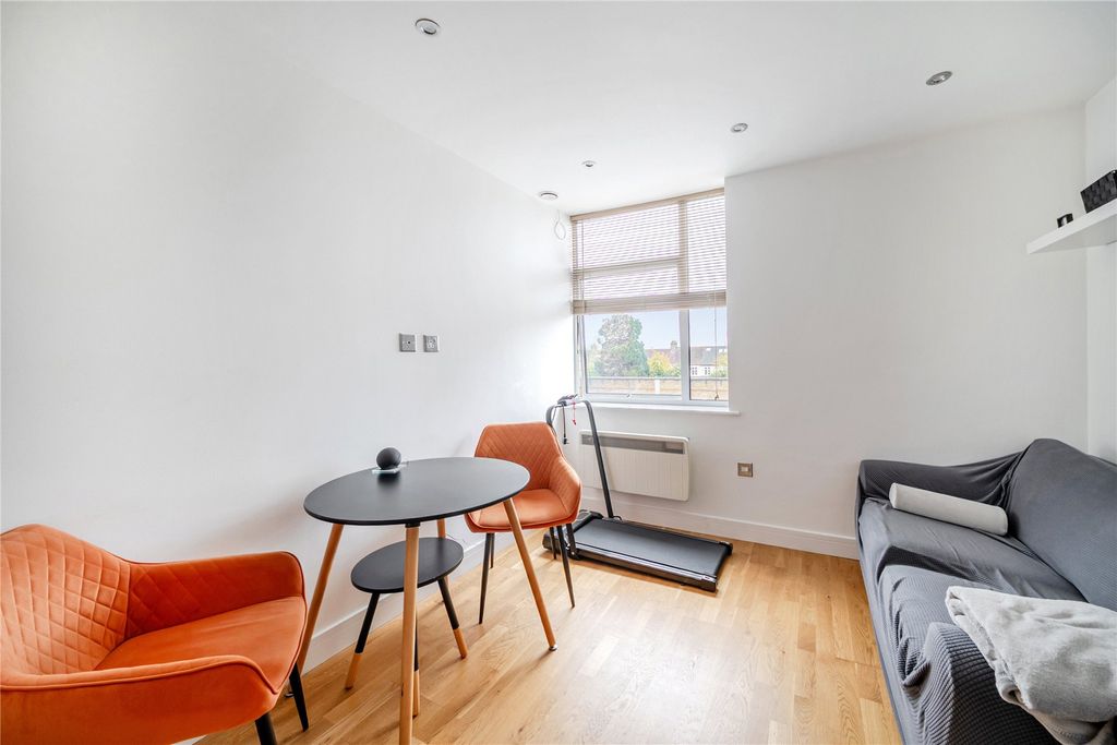 Property photo 2 of 8 Picture No. 07