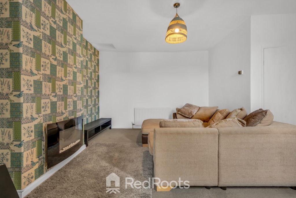 Property photo 3 of 9 3419443