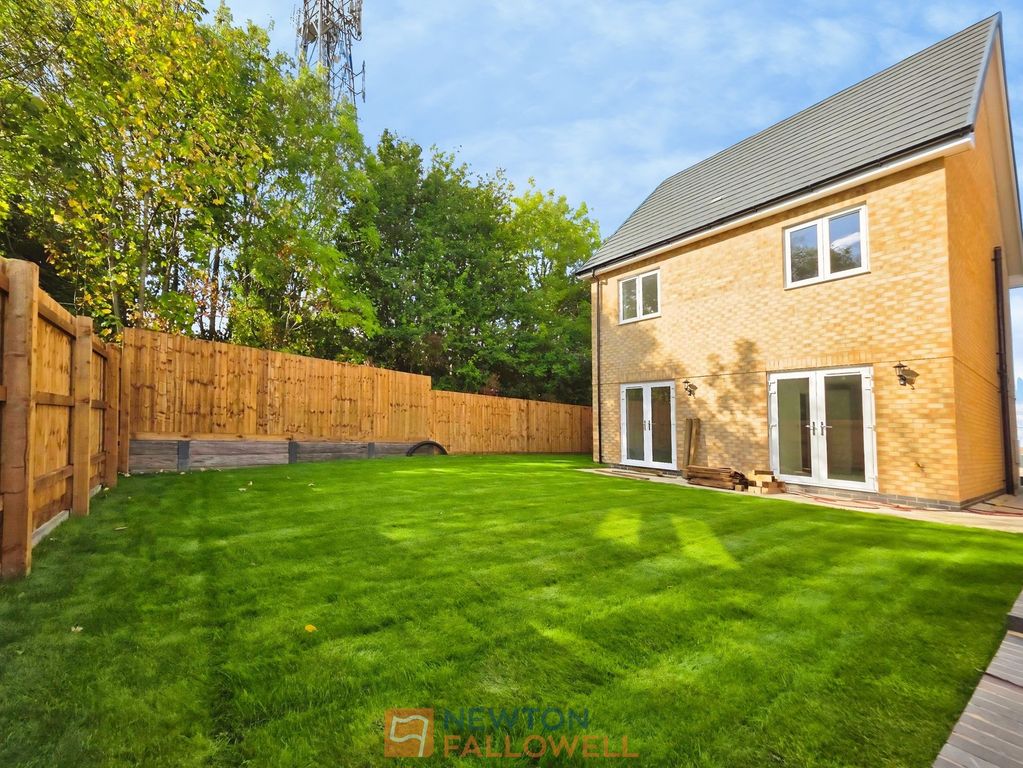 Property photo 2 of 11