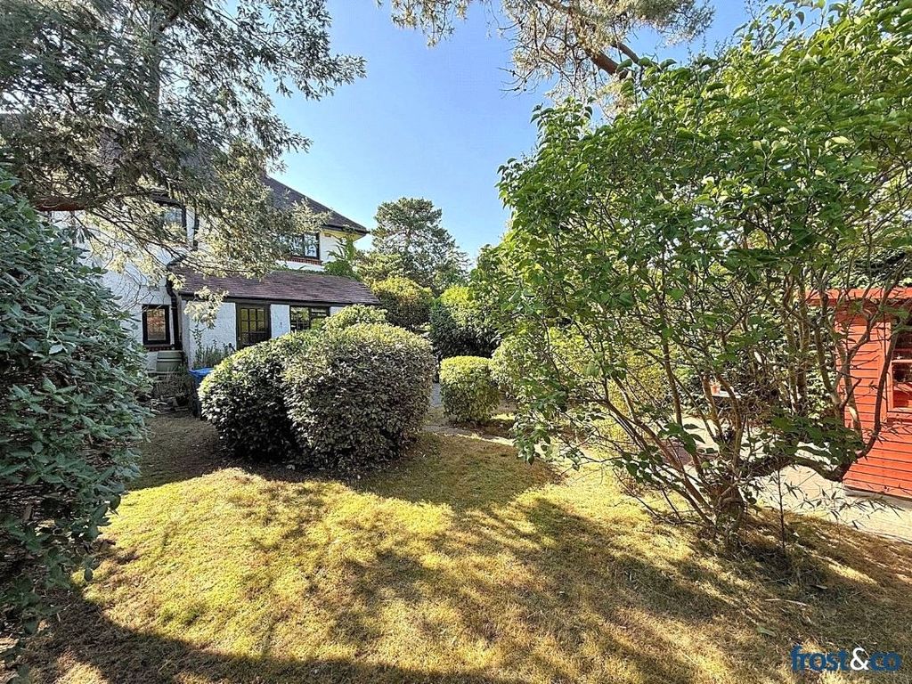 Property photo 2 of 30 Garden