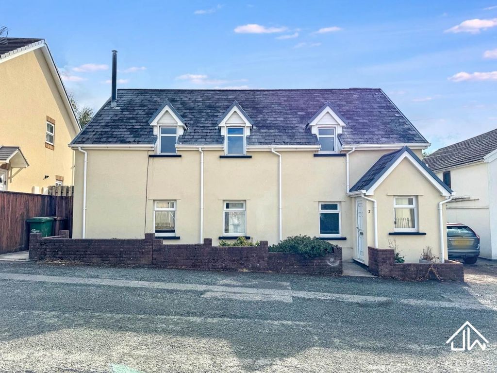 Property photo 1 of 19 Ext 1
