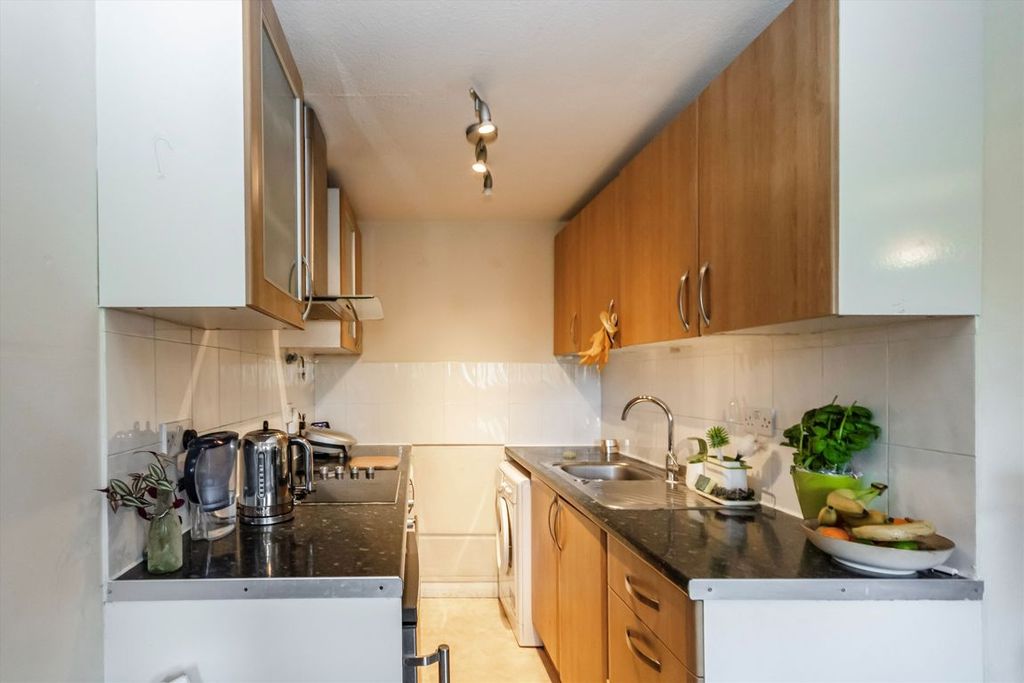 Property photo 3 of 3