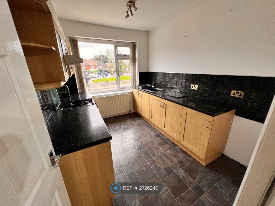 Property photo 1 of 9 Kitchen