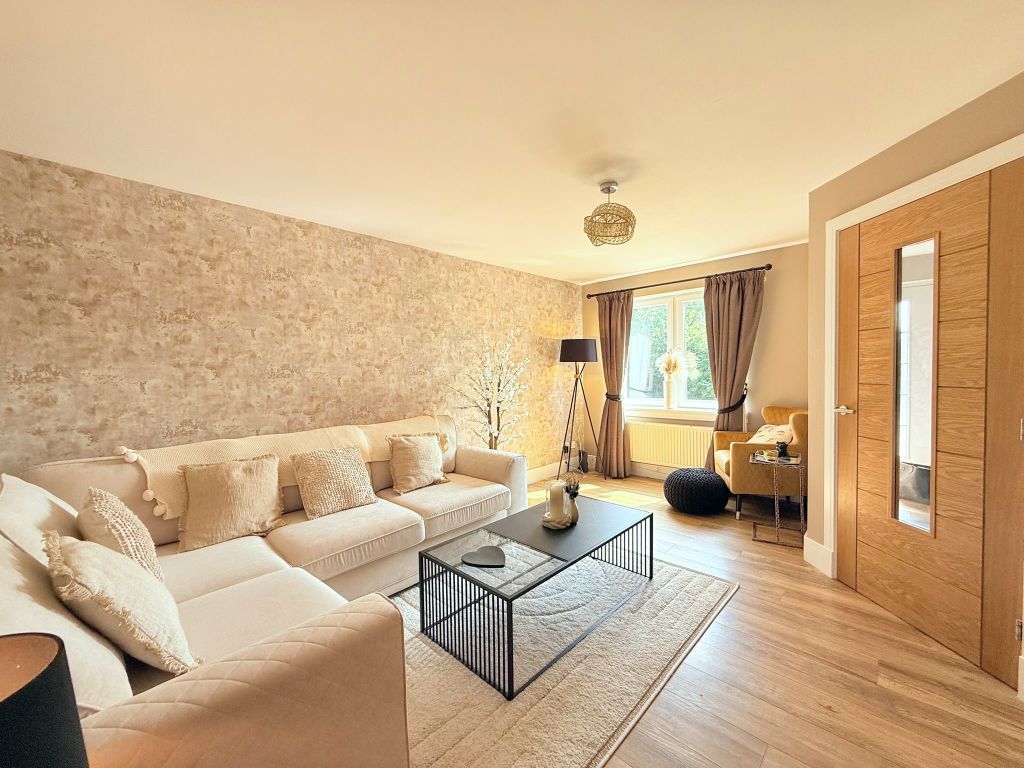 Property photo 3 of 37
