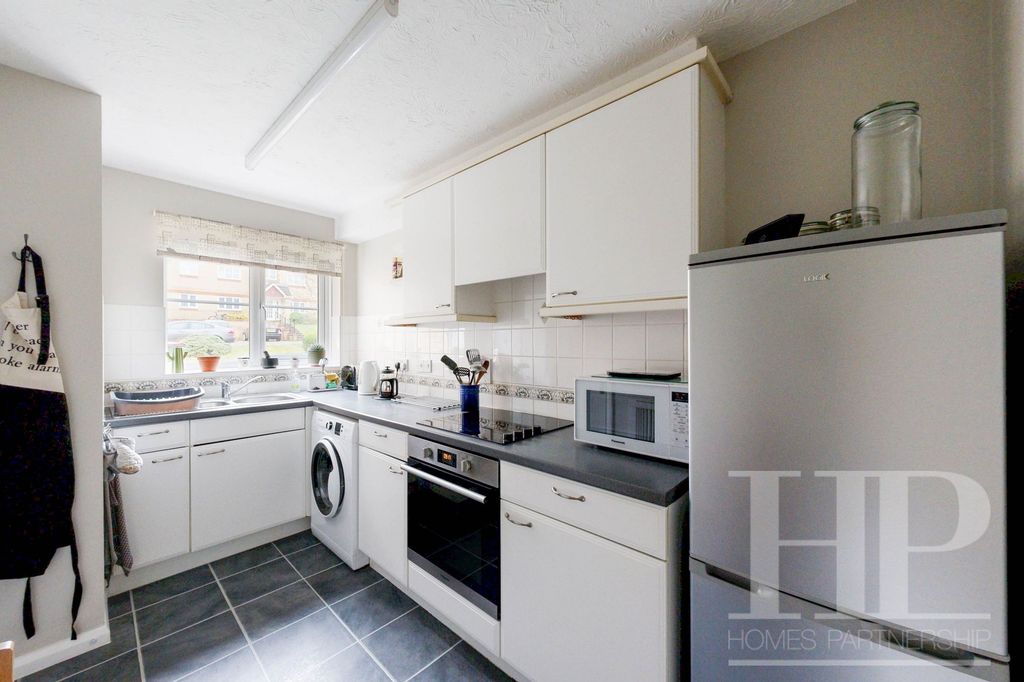Property photo 2 of 9
