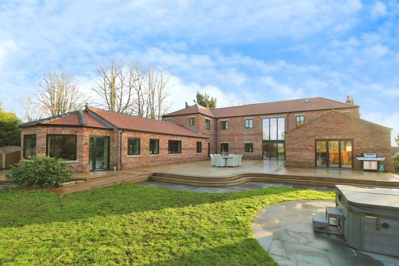 Property photo 3 of 41 Photo 5