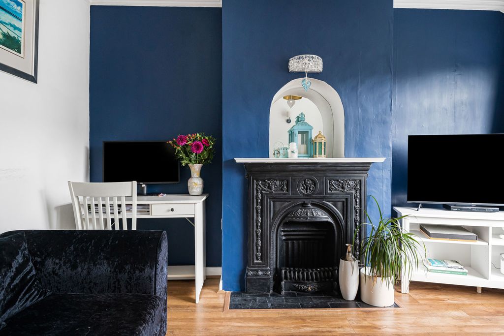 Property photo 3 of 16 Reception Room