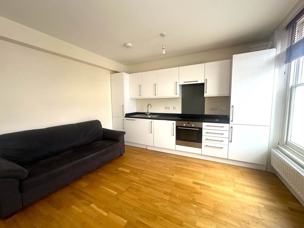 Property photo 2 of 5