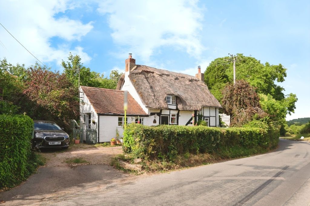 Property photo 1 of 18