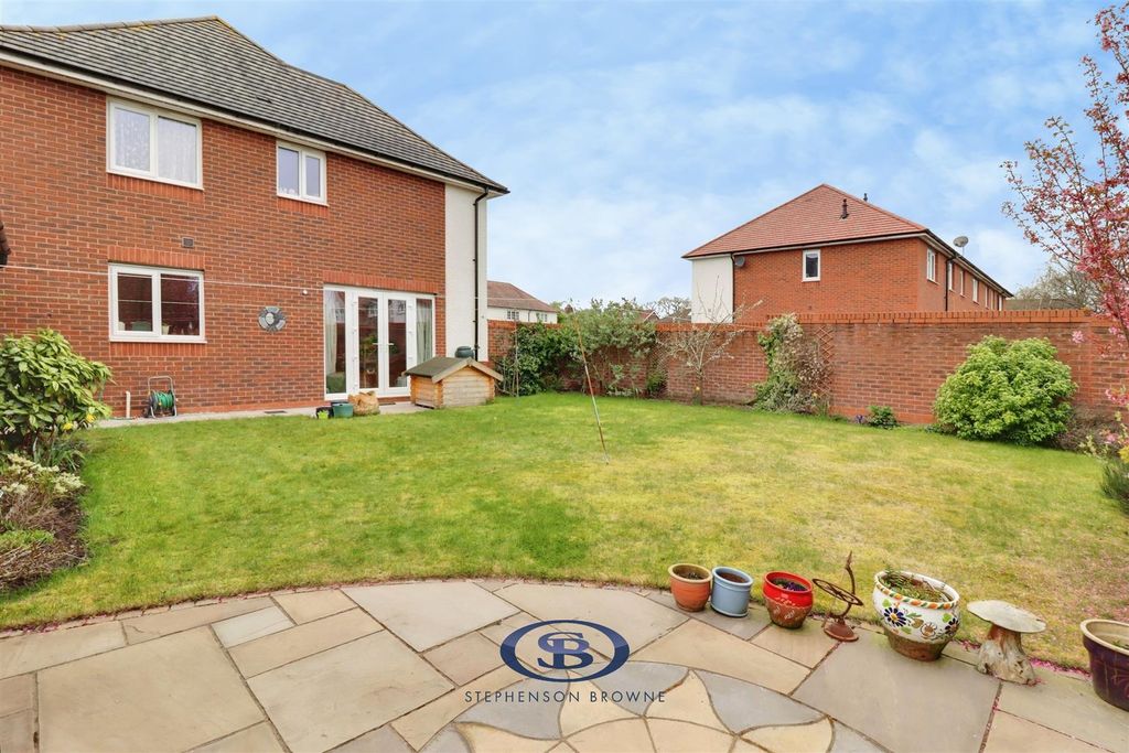 Property photo 3 of 37