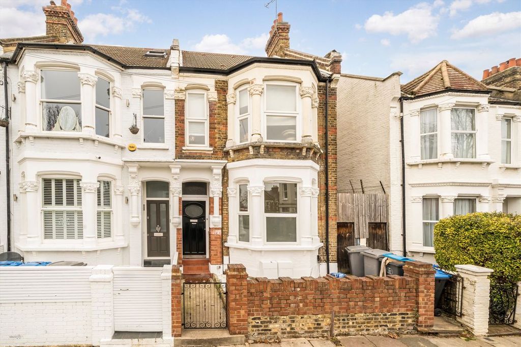 Property photo 1 of 7