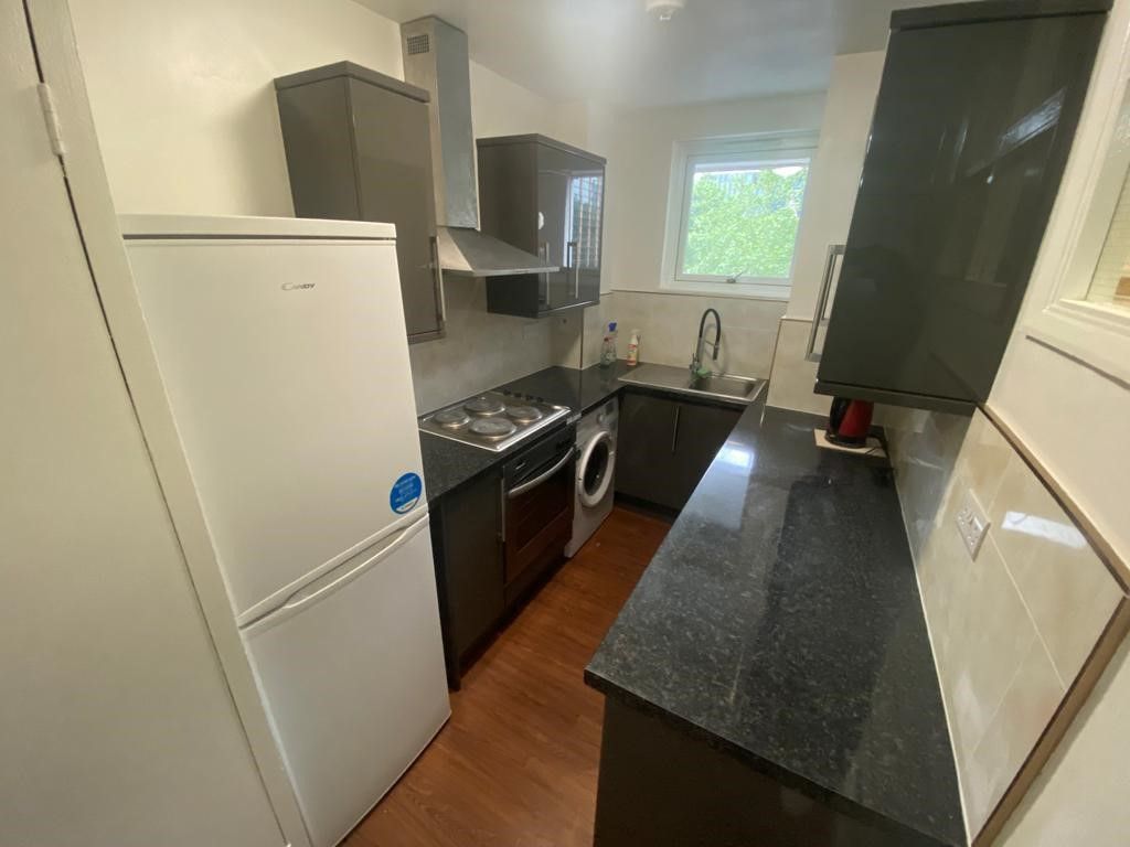 Property photo 2 of 12 Photo 11