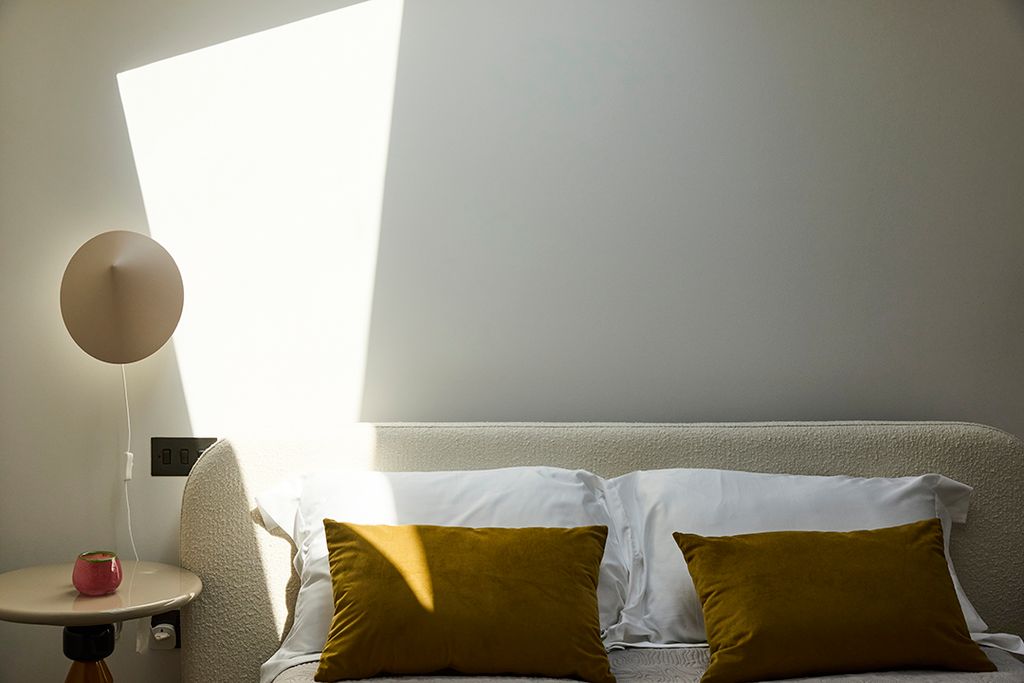 Property photo 3 of 35 Arclight Lofts Penthouse Bedroom 2 Shadow
