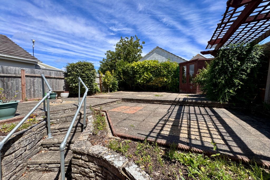Property photo 3 of 13