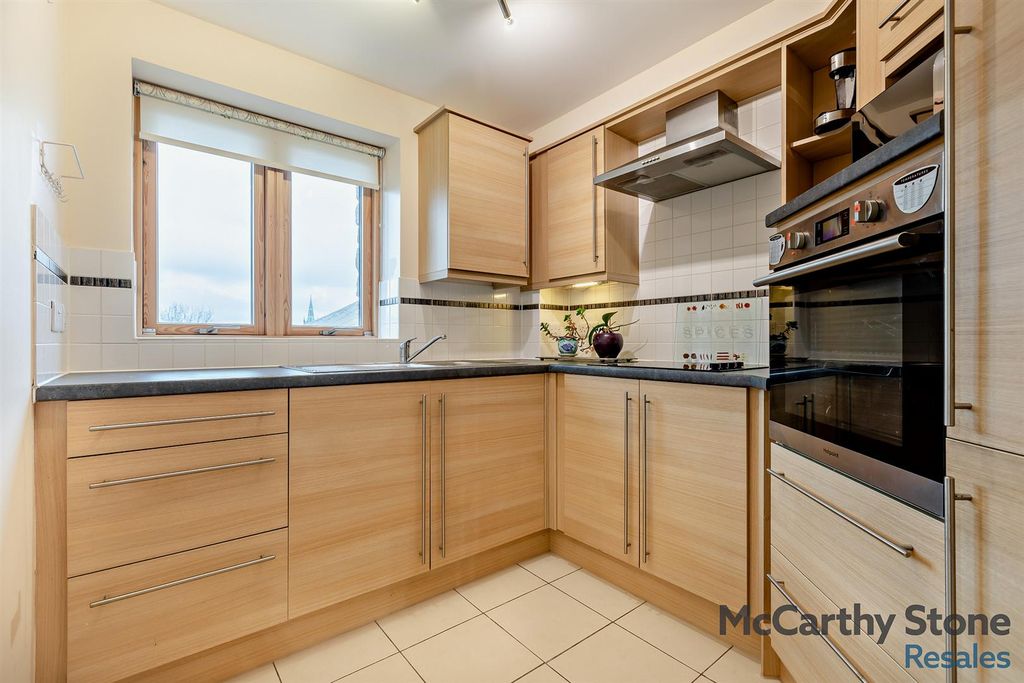 Additional image 6 of 1 bed flat for saleStover Court, East Street, Newton Abbot TQ12