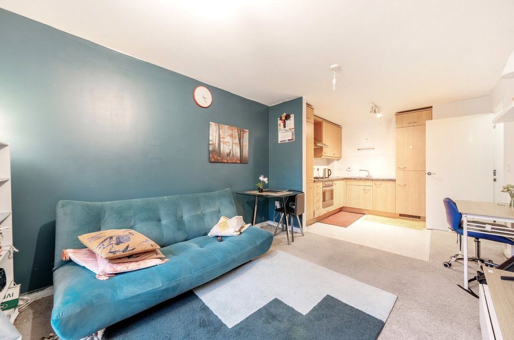 Property photo 1 of 10 Picture No. 03