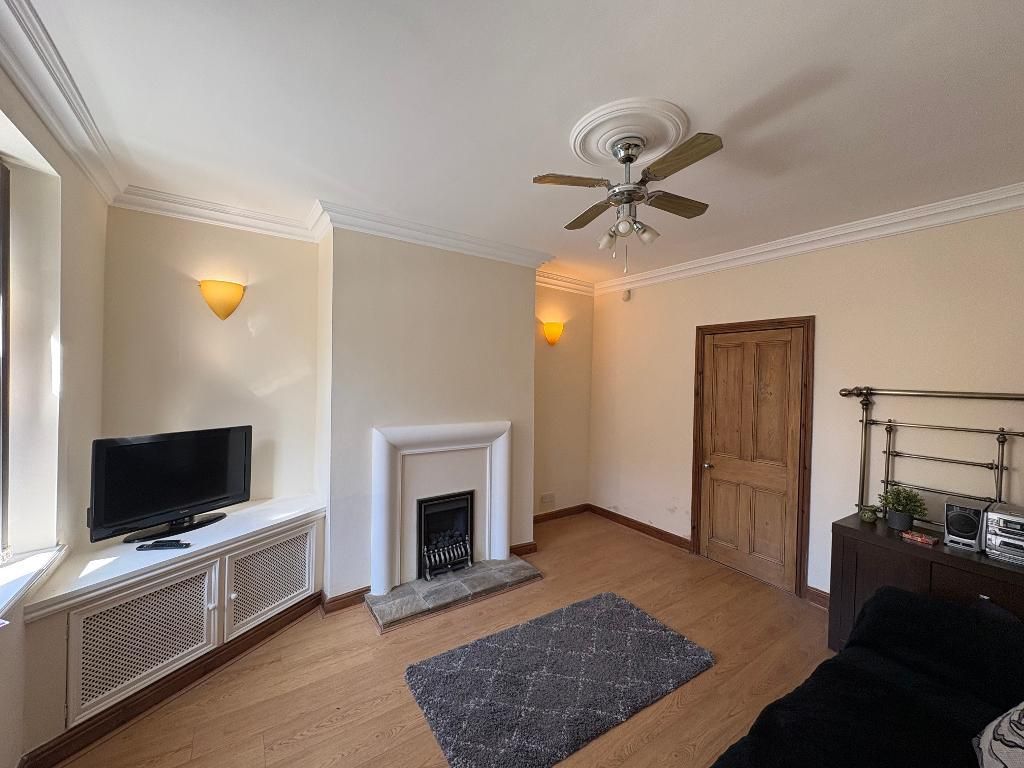 Property photo 2 of 7 Photo 2