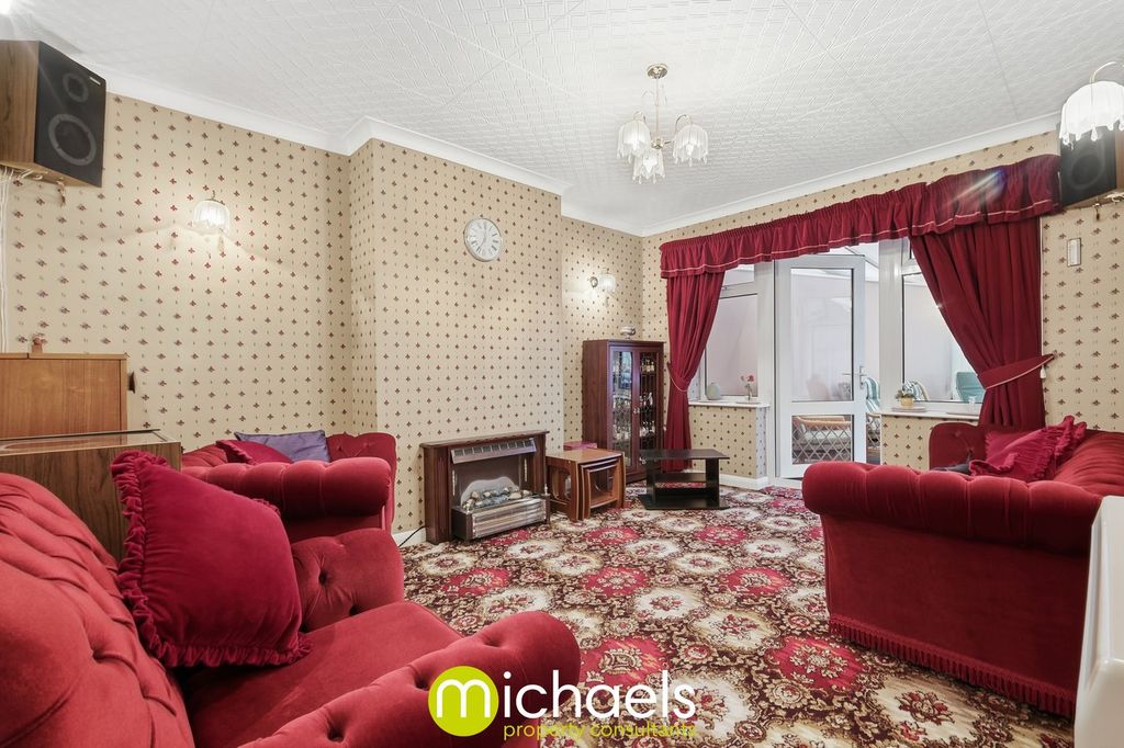 Property photo 3 of 20