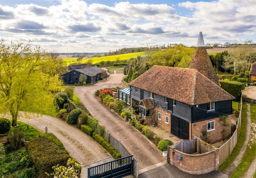 Property photo 1 of 35 Ramsden Oast-76.Jpg
