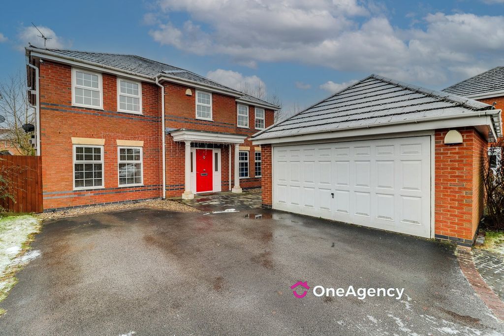 Property photo 1 of 28