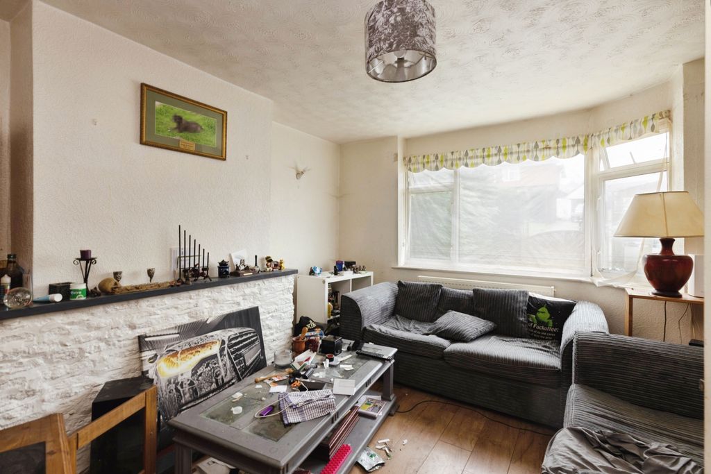 Property photo 3 of 15