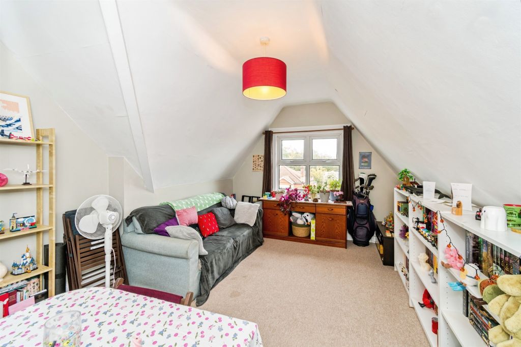 Property photo 3 of 16