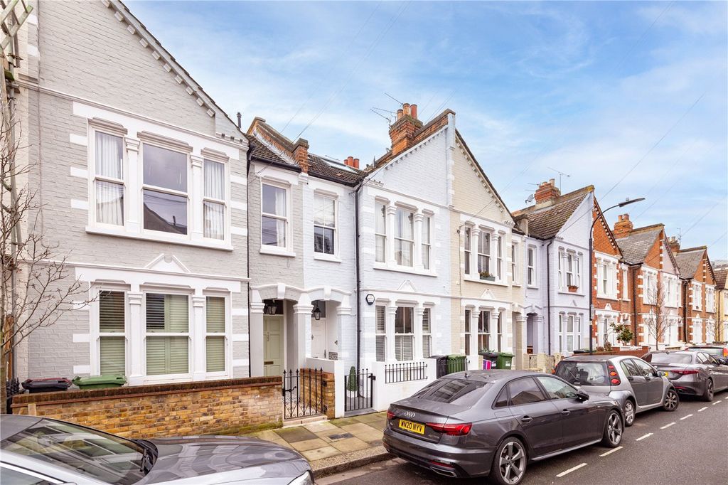 Property photo 3 of 14 Picture No. 24