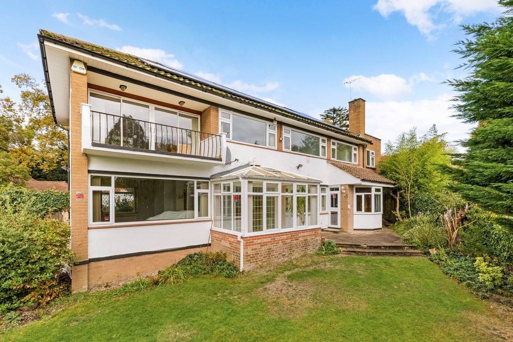 Property photo 1 of 23 99991_27 Fallowfi...