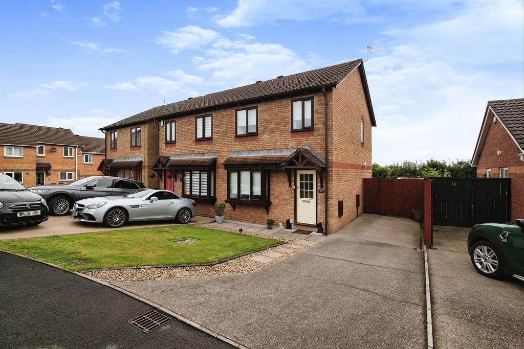Property photo 1 of 33
