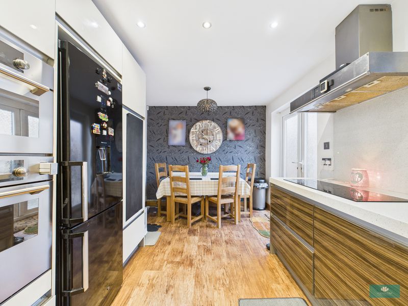 Property photo 3 of 21 Photo 15