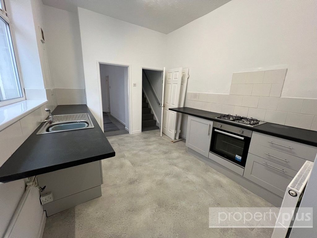 Property photo 2 of 13 Picture No. 09