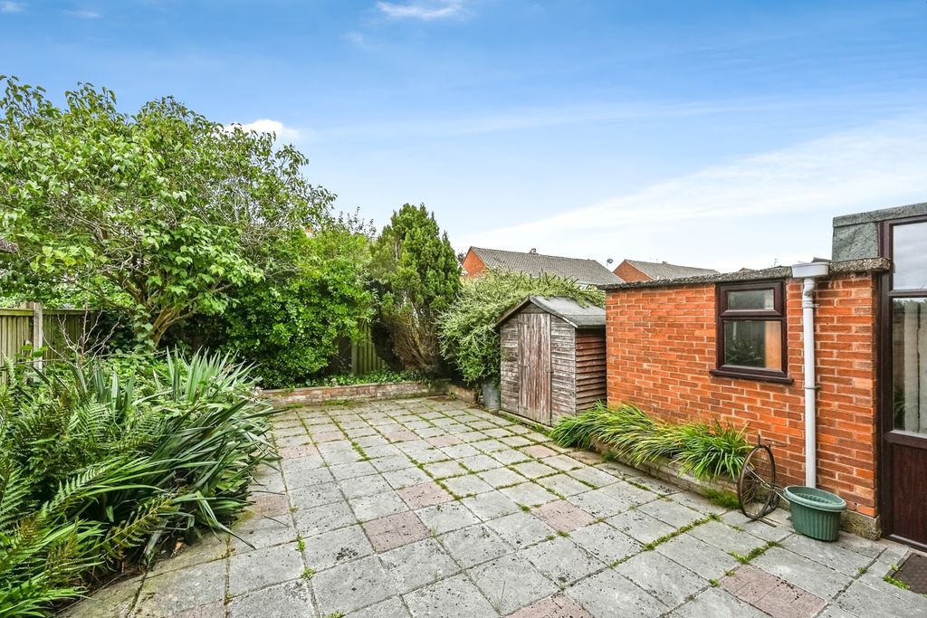 Property photo 3 of 17 Photo