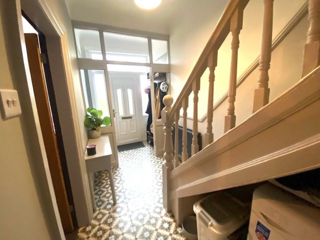 Property photo 2 of 23