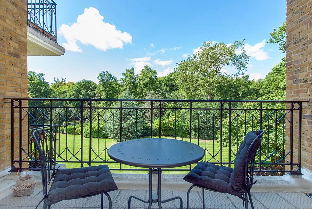 Property photo 3 of 8