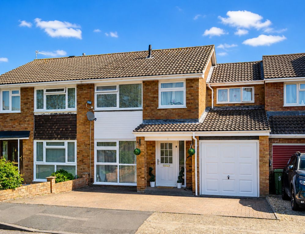 Property photo 1 of 33