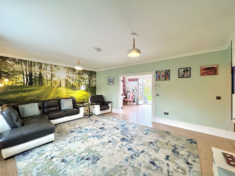 Property photo 3 of 29 Photo 15