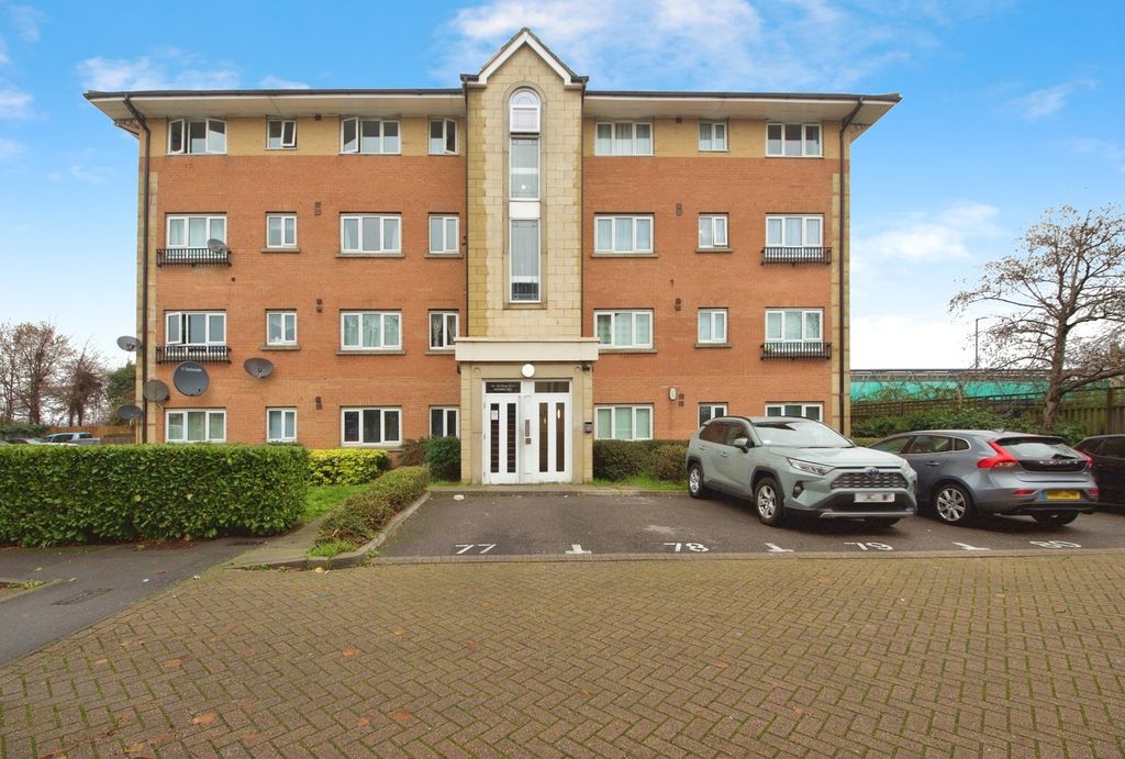 Property photo 1 of 10