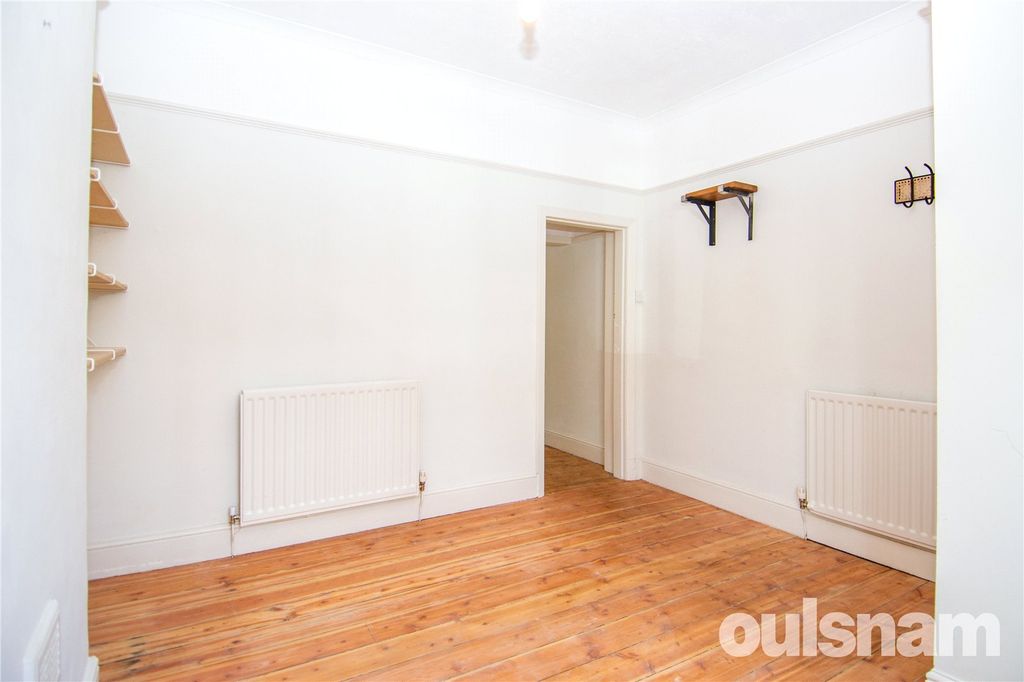 Property photo 3 of 11 Picture No. 02
