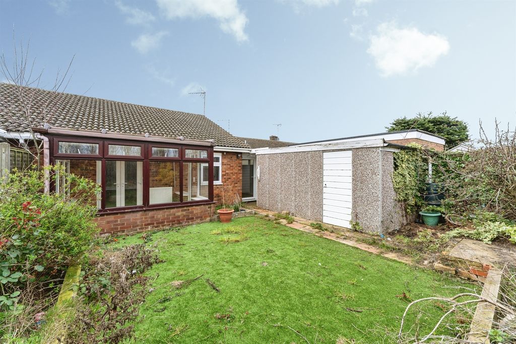 Property photo 2 of 16