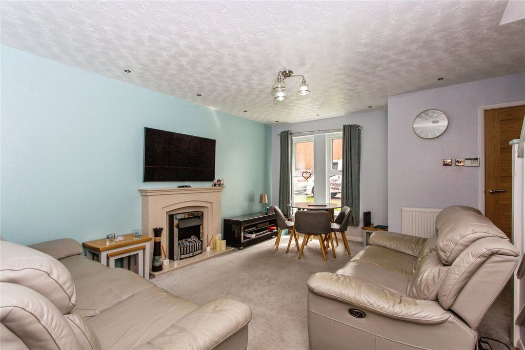 Property photo 3 of 27 Picture No. 10