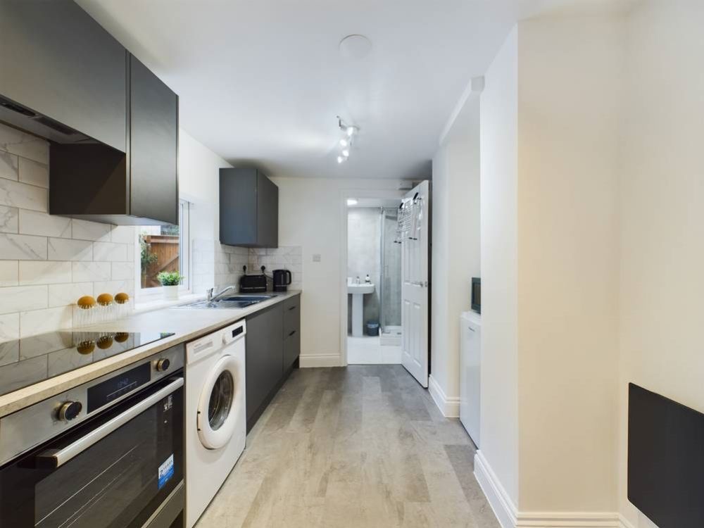 Property photo 2 of 7 Cam01740G0-Pr0326-Still015-Thumbnail-H750-70