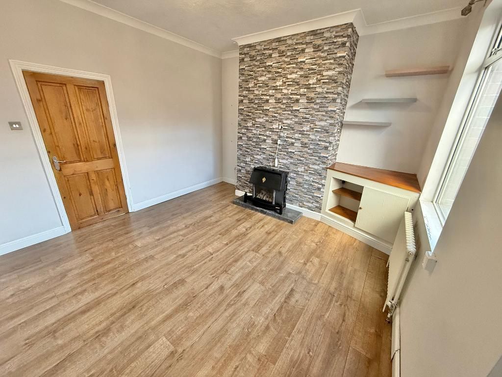 Property photo 3 of 8 Photo 3