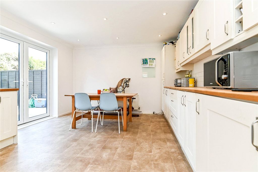 Property photo 3 of 19 Picture No. 05