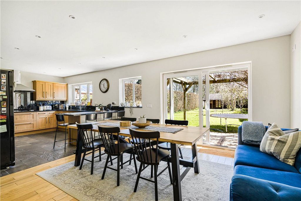 Property photo 2 of 19 Picture 2