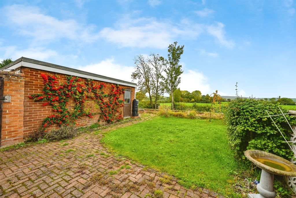 Property photo 2 of 17 External