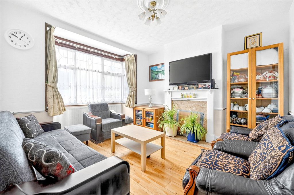 Property photo 2 of 17 Picture No. 29