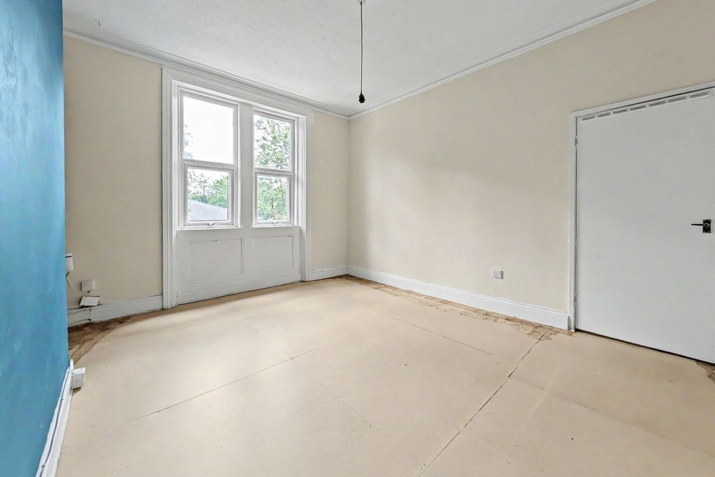 Property photo 3 of 13 150 Mowbray Street, Newcastle Upon Tyne, Tyne And Wear, Ne6 5Pa