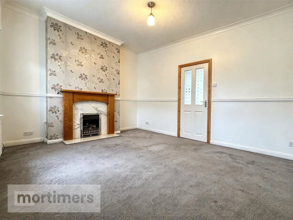 Property photo 2 of 15 Living Room